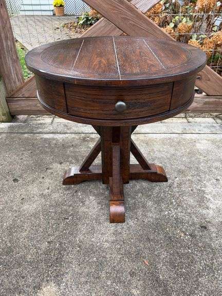Wood around end Table w/ Single Drawer