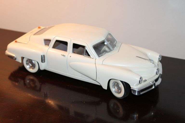 1/18 Scale Die-Cast Model of 1948 Tucker