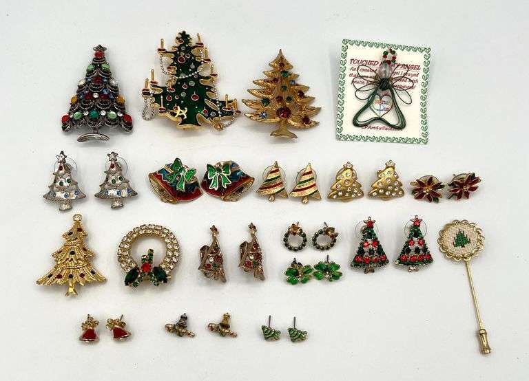 Christmas Earrings & Pins