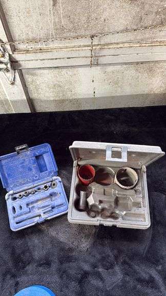 Metal Cutting Tool Set with Case