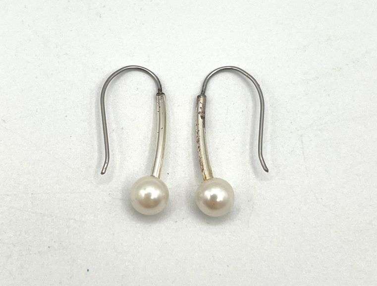 Cultured Pearl Earrings