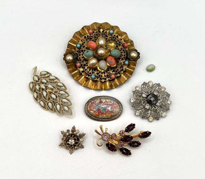 Decorative Pins
