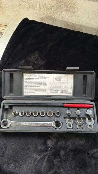 GearWrench Serpentine Belt Tool Set 3680 with 10 Sockets and Accessories