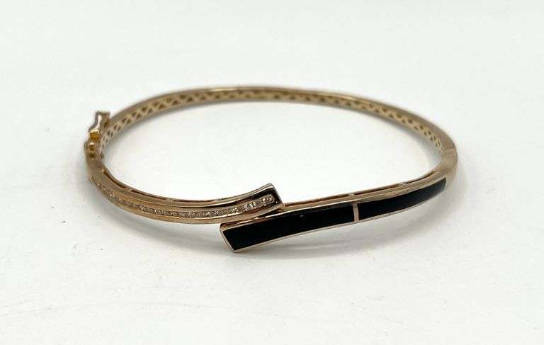 Sliver Hinged Bangle