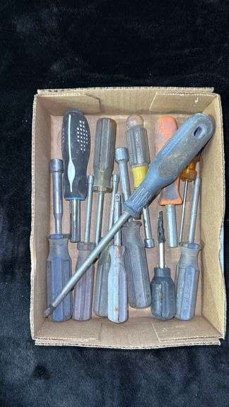 Assorted Screwdrivers Set