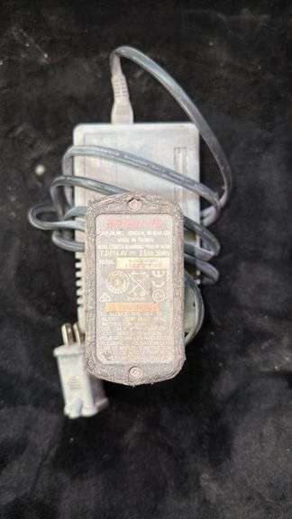 AC Adapter Power Supply Charger