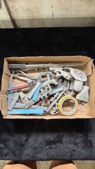 Mixed Hand Tools and Accessories Lot