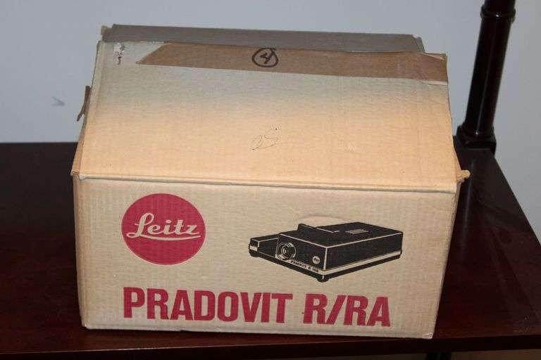 Leitz PRADOVIT R 150 プロジェクター本体 Leitz PRADOVIT R 150 プロジェクター本体｜