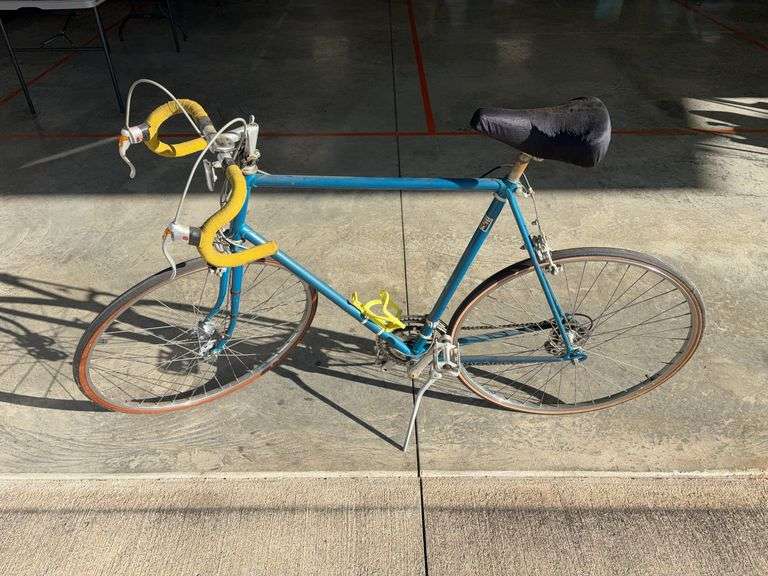 Puch 10 Speed Bicycle - Auction Ohio