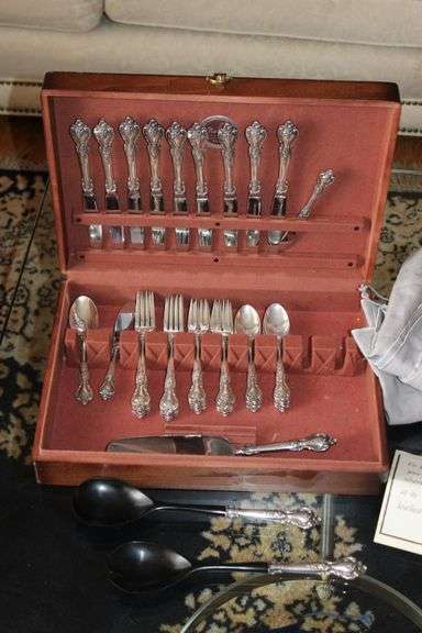 Lunt Delacourt Sterling Silver Flatware!