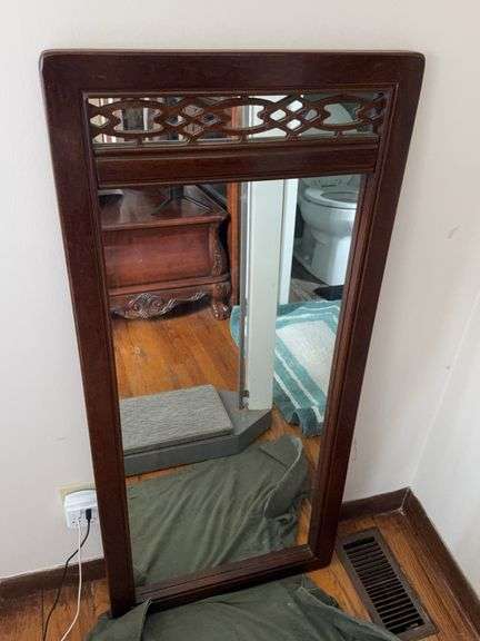 Rectangular Wall Mirror with Wooden Frame and Decorative Lattice