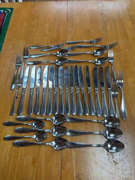Stainless Flatware Cutlery Set 40 Pieces