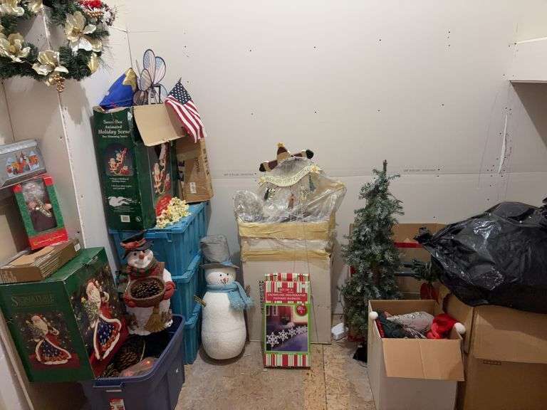 Holiday Decorations Collection