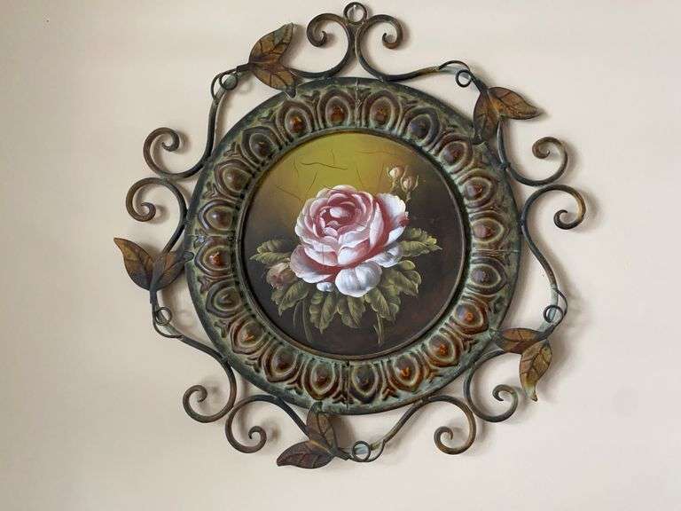 Vintage Look Metal Wall Decor w/ Floral Design