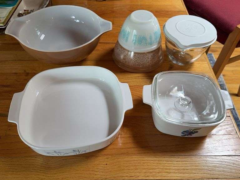 CorningWare and Pyrex Kitchenware Collection
