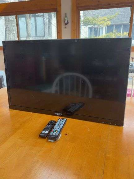 Axess TV LCD HDTV 32 Inch