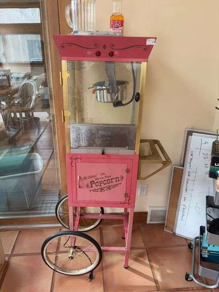 Popcorn Machine on Wheels