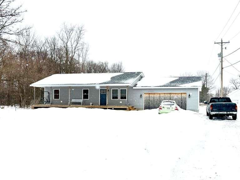 4 W Noble St Marengo, OH - Reserve: $130,000