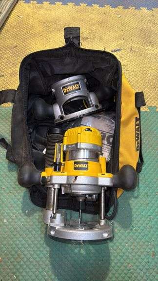 Dewalt Router Set Dewalt Router Set - Plunge Base - Electric - Auction Ohio