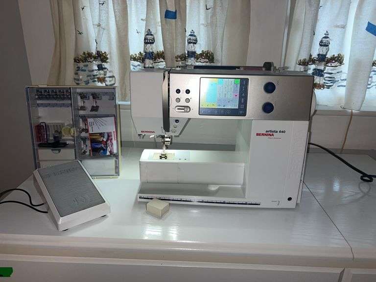 Bernina Artista 640 Sewing Machine