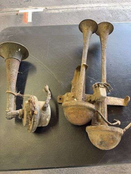 Vintage Car Horns