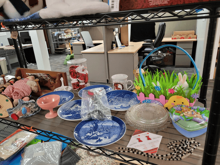5 Shelves to Choose from or Take All. There are some very nice items on ...
