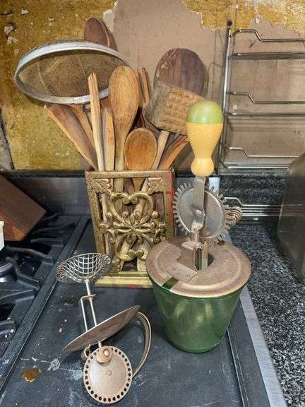 Vintage Kitchen Utensils, Chopper & Sifter