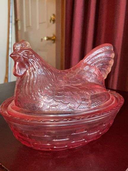 Longaberger Red Glass Hen on Nest Covered Dish