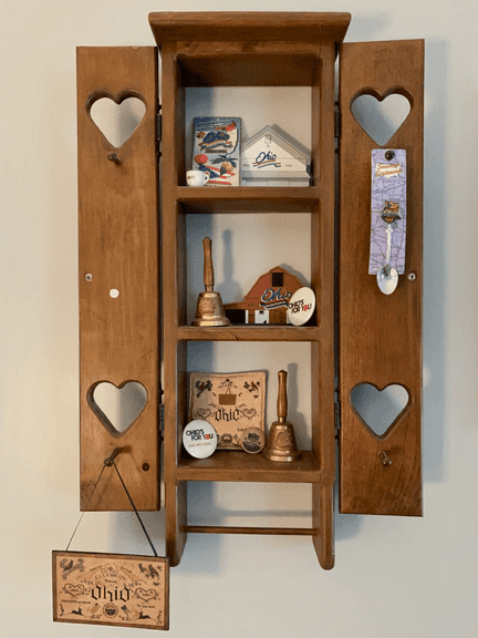 Ohio Decor Items & Shelf - See All Photos