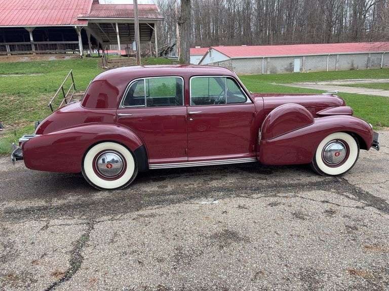 1939 Restored Cadillac 629 Coupe/Sedan