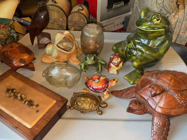 Frog & Turtle Decor Lot – Wood, Metal & Ceramic Figures