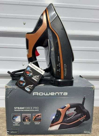 **APPEARS NEW** Rowenta Pro Master X-CEL 1775W Clothes & Garment Steam Iron