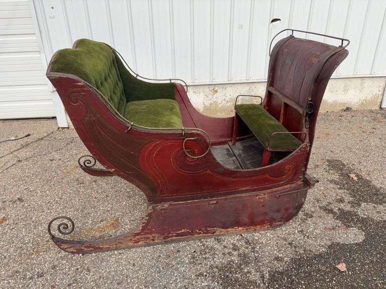 Country Sleigh in Old Red Paint