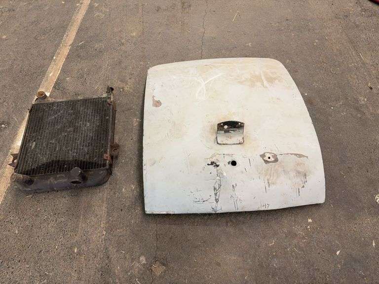 Vintage Jaguar Trunk Lid extra Radiator