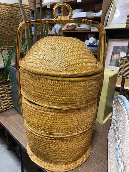 Vintage Chinese Three-Tier Wedding Basket