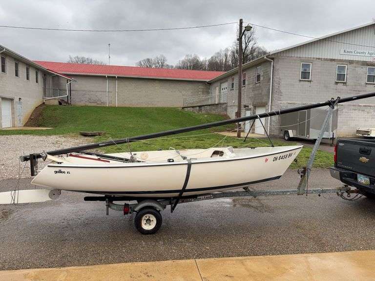 1985 Gallilee 15 Sailboat with Trailer