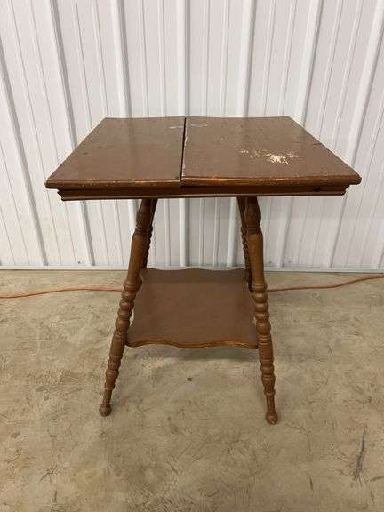 Sprayed Leg Table Splayed Leg Table - Auction Ohio