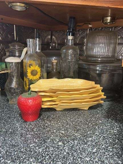 Mixed Kitchenware Lot