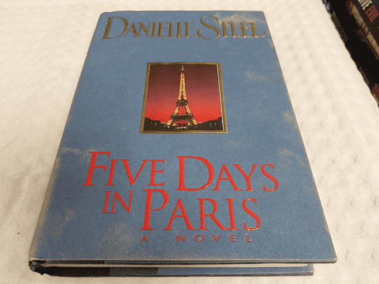 Five Days in Paris by Danielle Steel, Copyright 1995, Hardback Edition