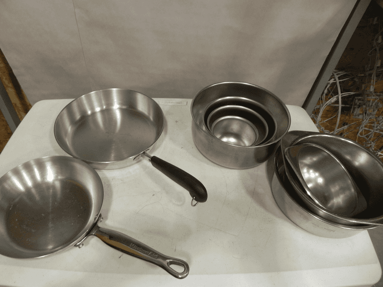Pans and mixing bowls