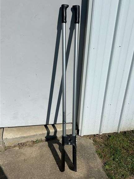 New Alpha Silverback Post Hole Diggers, Metal Handle