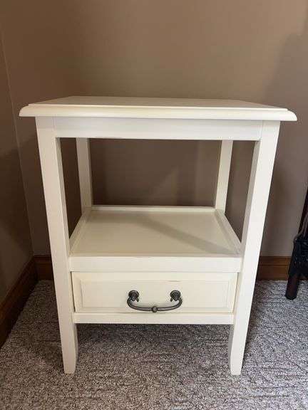 Single Drawer Night Stand