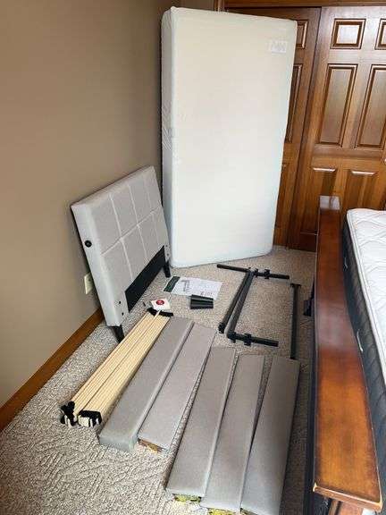 "Zinus" Twin Bed Frame & Mattress