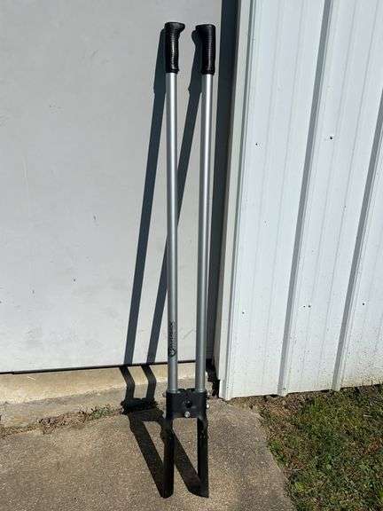 New Alpha Silverback Post Hole Diggers, Metal Handle