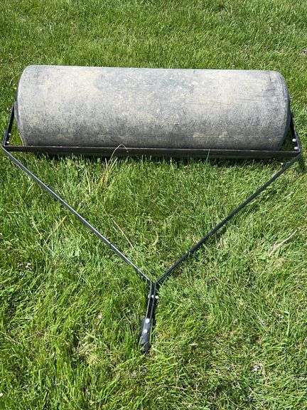 Rugid Yard Equipment System 4' Plastic Drum Yard Roller, Single Point 18" Dia