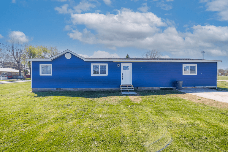 479 Town Street, Circleville, OH 43113 - Reserve: $75,000.00