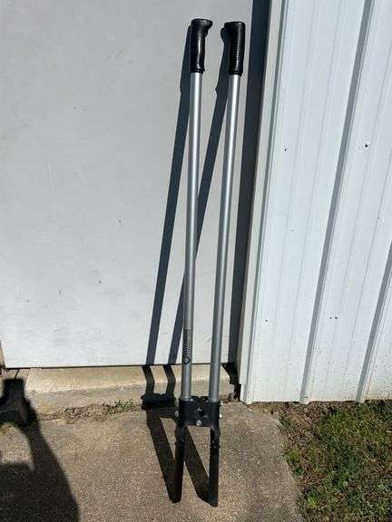 New Alpha Silverback Post Hole Diggers, Metal Handle