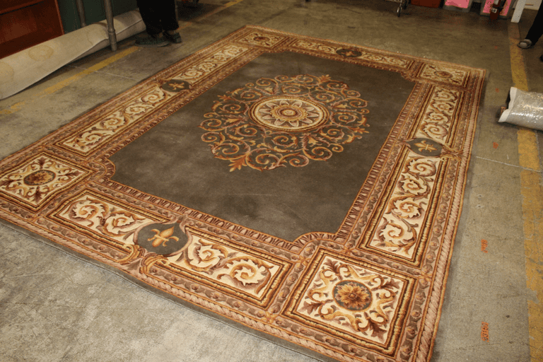 Italianate Wool Rug - Auction Ohio