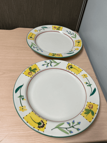 Pair of Hartstone USA Dinner Plates – 11-1/4" – Floral Patchwork Design