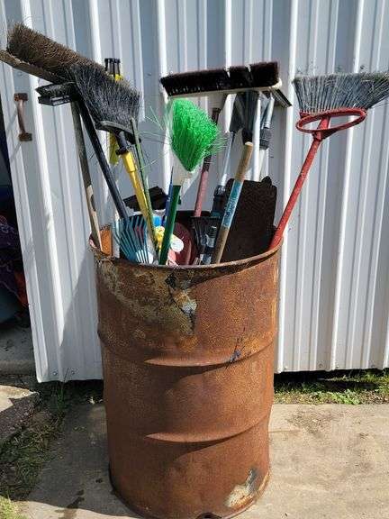 Metal Barrel, Brooms, Etc.
